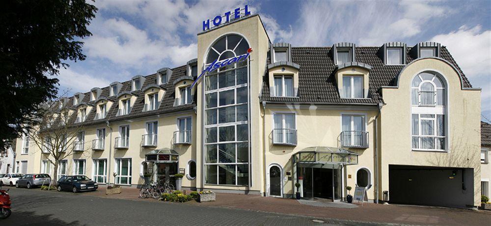 Plaza Inn Koeln プルハイム エクステリア 写真