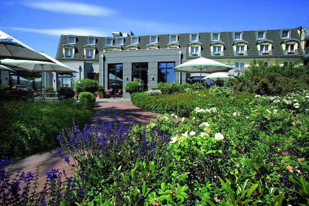 Plaza Inn Koeln プルハイム エクステリア 写真